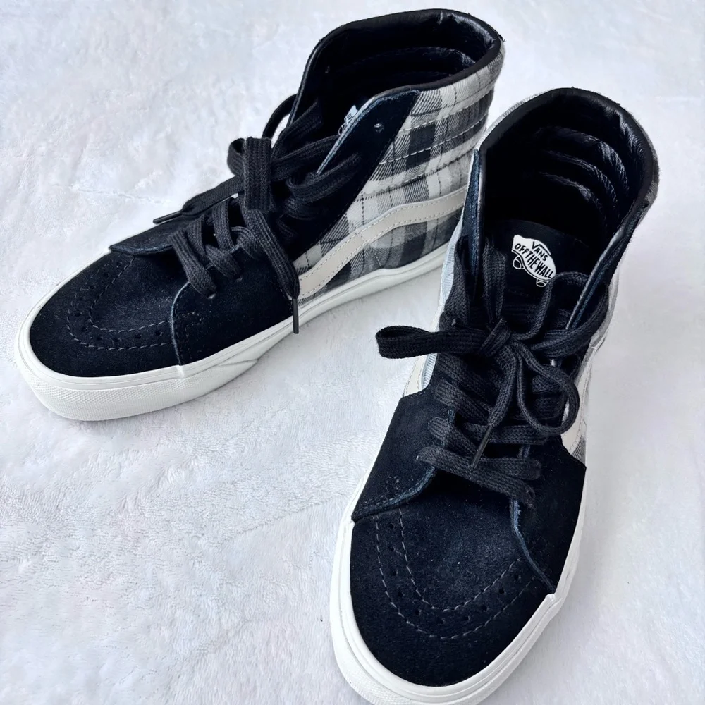 VANS SK8-Hi Grunge Black & Gray Plaid Suede High Top Sneakers--NEW--5.5M